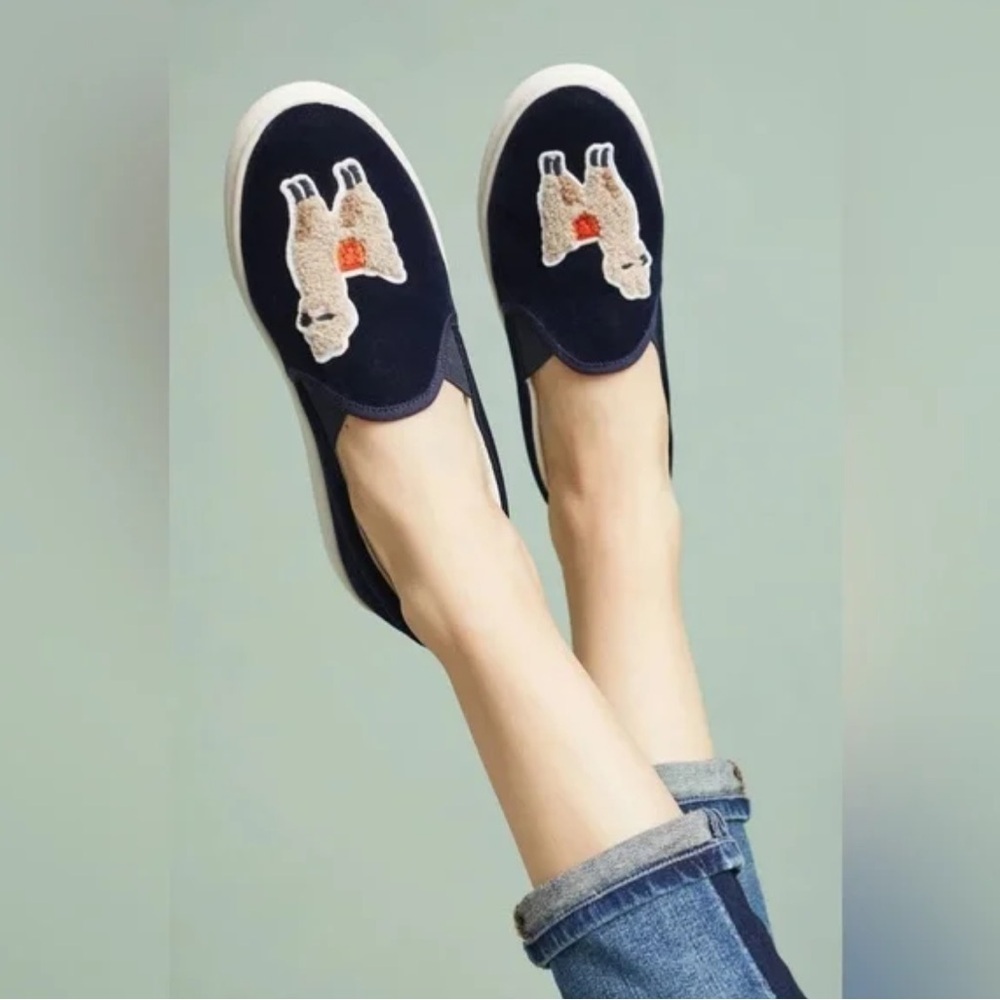 SOLUDOS Velvet Llama Sneaker in Navy Size 8.5 - Picture 5 of 14